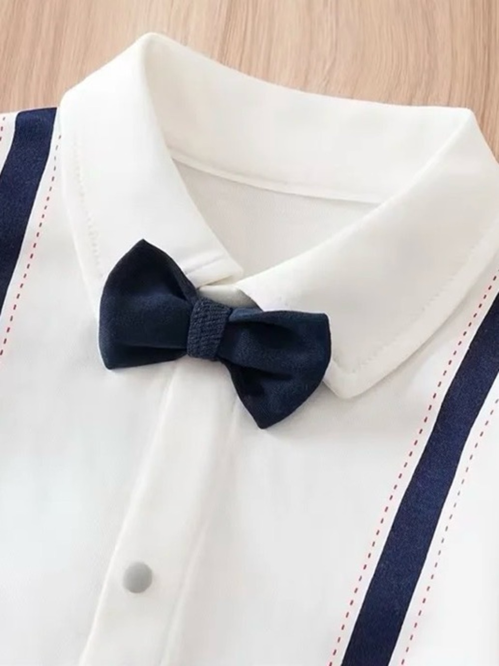 Baby Boys Gender Neutral Long Sleeve Button Bow Tie Romper Jumpsuit, Size 9-12M - Picture 7 of 16